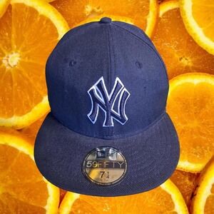 New Era NY Yankees Black‎ 59Fifty Fitted Hat Size 7 1/4